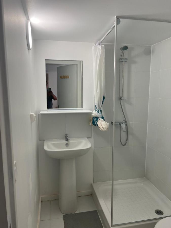 Chaudari Guest House Палезо Екстериор снимка